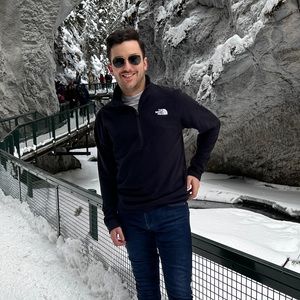 Meet your Posher, Andrew